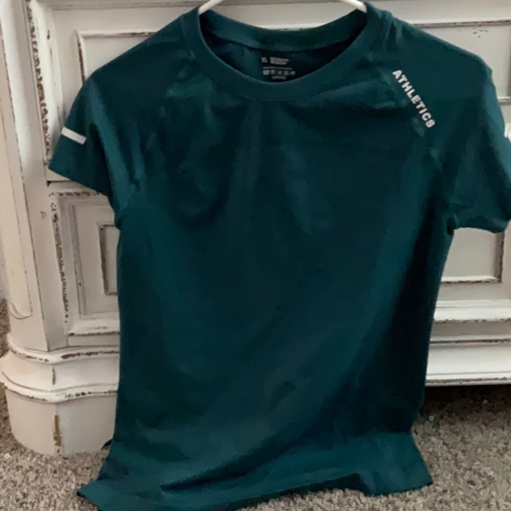 Athletics green turquoise t shirt